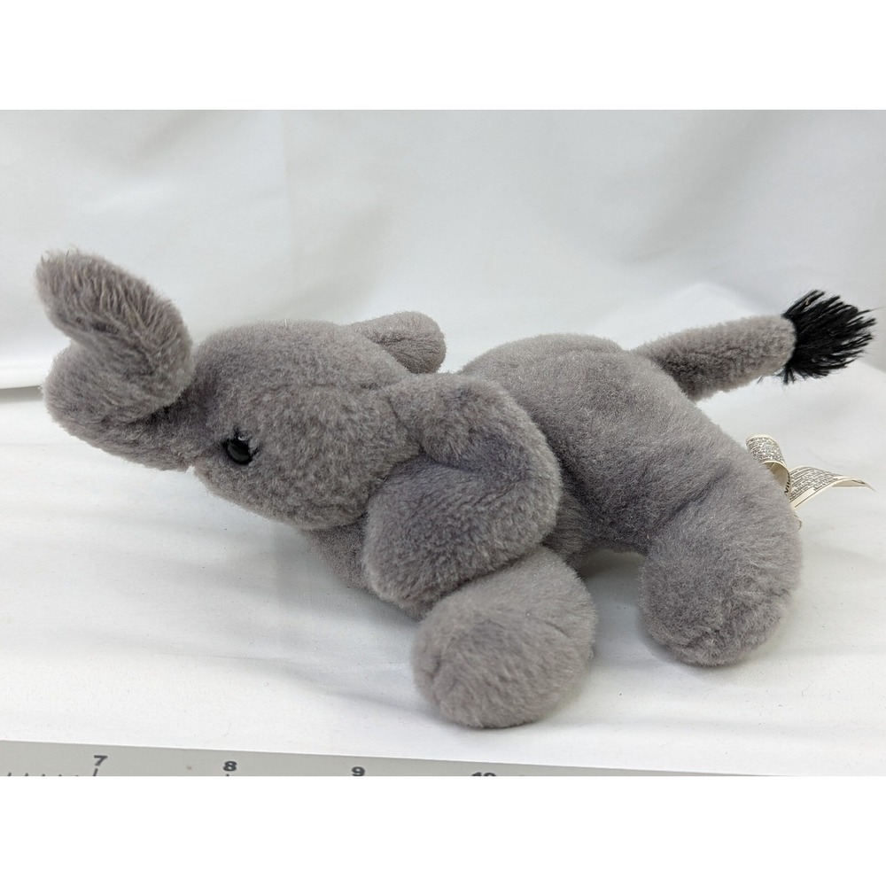Wildlife Artists Gray Elephant Plush Finger Puppet 7 Inch 2017 Stuffed Animal